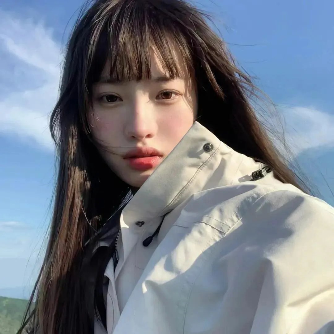 《万渣朝凰第二季》封面